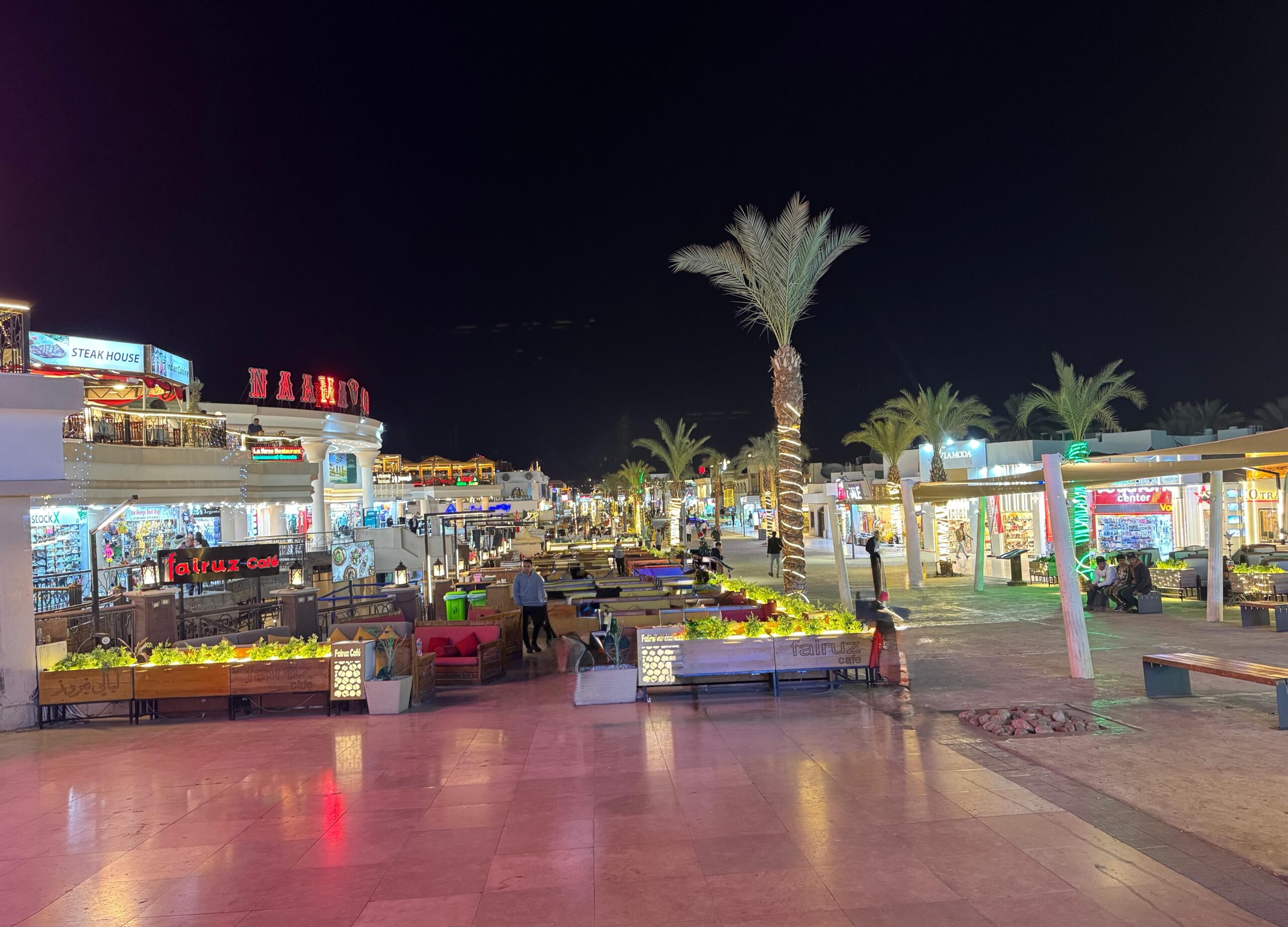 Naama Bay (tour serale) - immagine 3